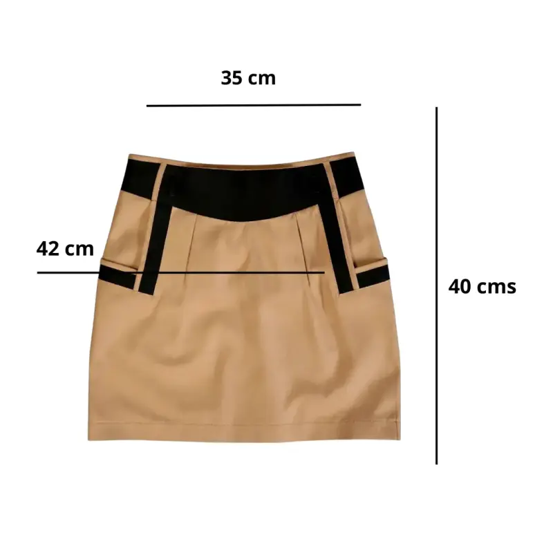 Falda corta beige con detalles negros - 5