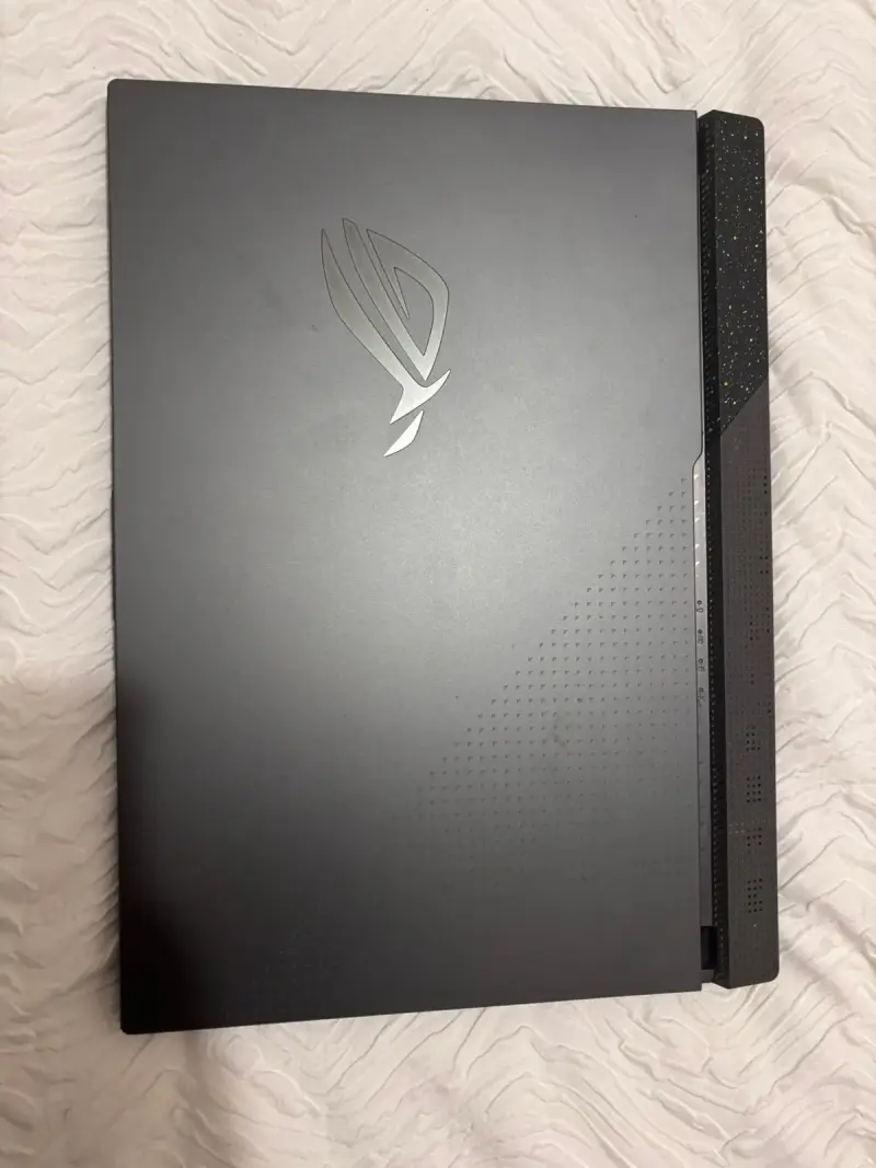 ASUS ROG STRIX G15 RYZEN 9 6900 - 3