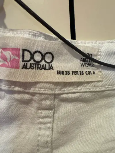 Shorts de mezclilla blancos Doo Australia  muje - miniatura 2