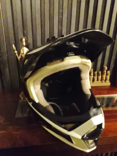 Casco Fox rampage - miniatura 2