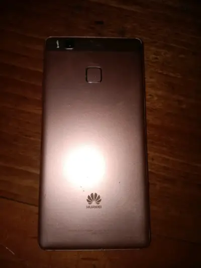 Smartphone Huawei con pantalla táctil - miniatura 5