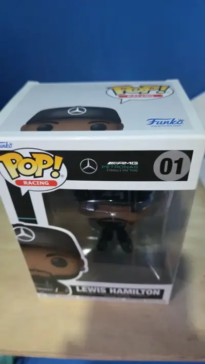 Figura Funko Pop Lewis Hamilton Mercedes - miniatura 3