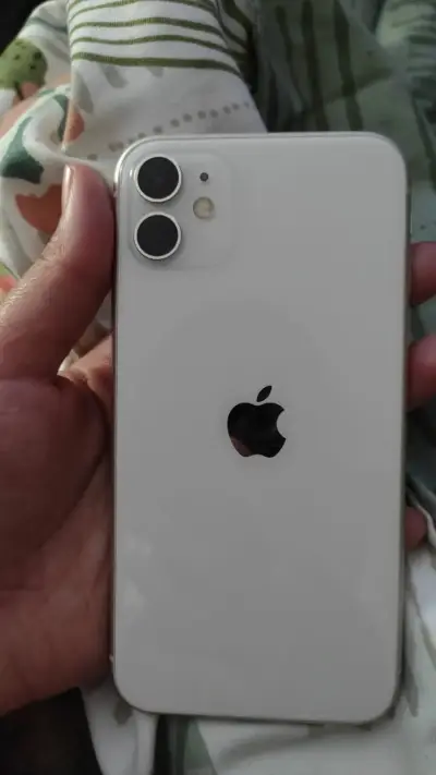 iPhone 11 128g vendo o permuto - miniatura 1