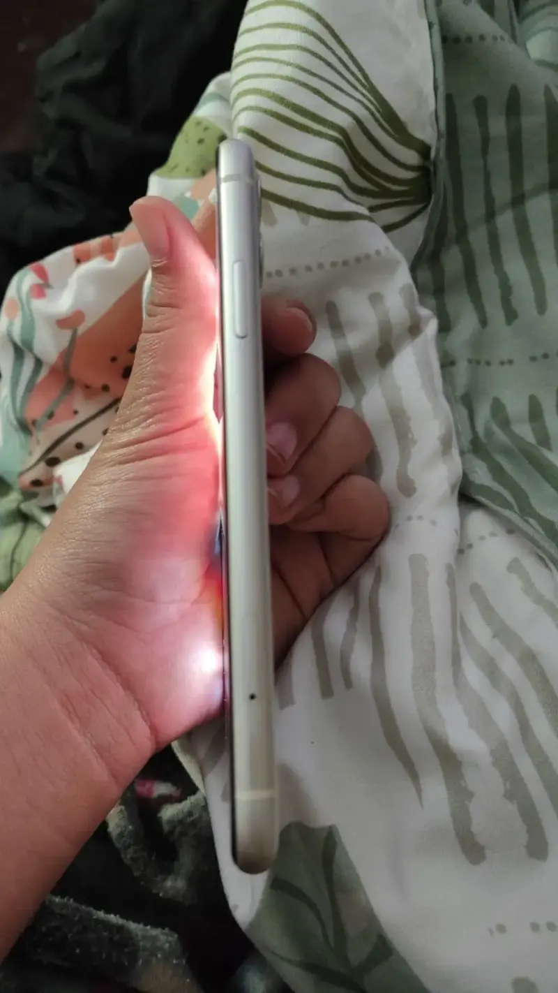 iPhone 11 128g vendo o permuto - 4