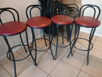 Set de 4 sillas altas de bar con asiento Burdeo - miniatura 1
