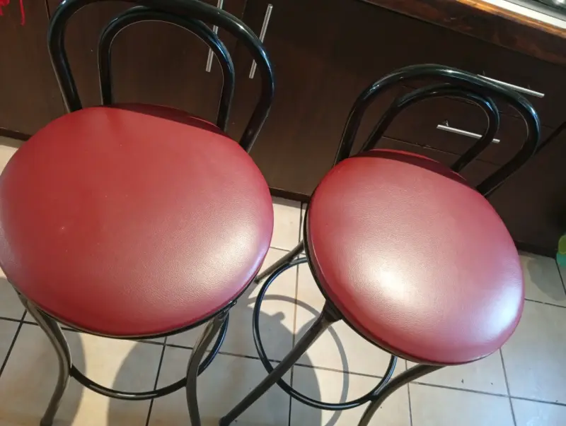 Set de 4 sillas altas de bar con asiento Burdeo - 3