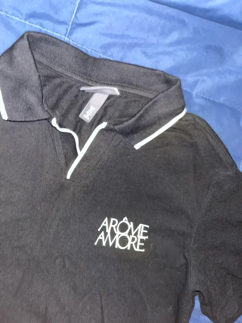 Polera Polo Negra Arôme Amore para Hombre - 2
