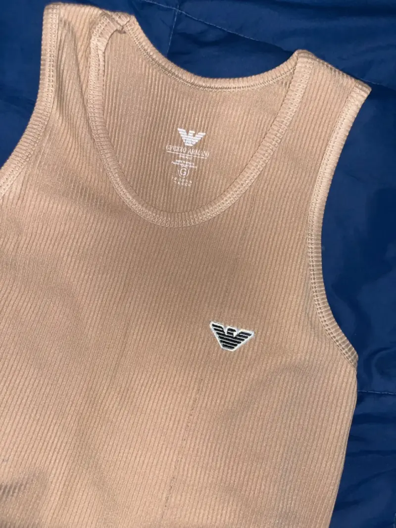 Polera sin mangas beige Emporio Armani - 2