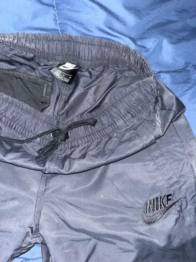 Pantalones deportivos Nike para hombre en color gris - miniatura 2