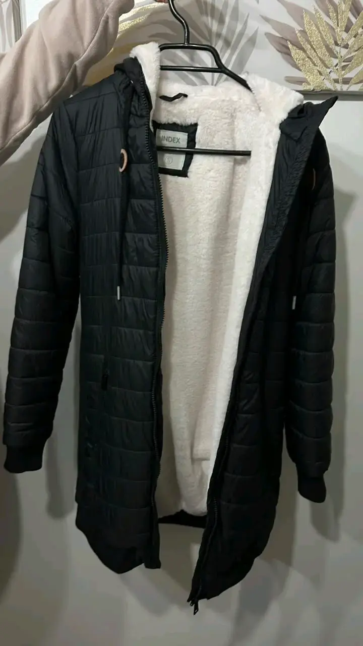Parka negra con chiporro interior talla S - 2