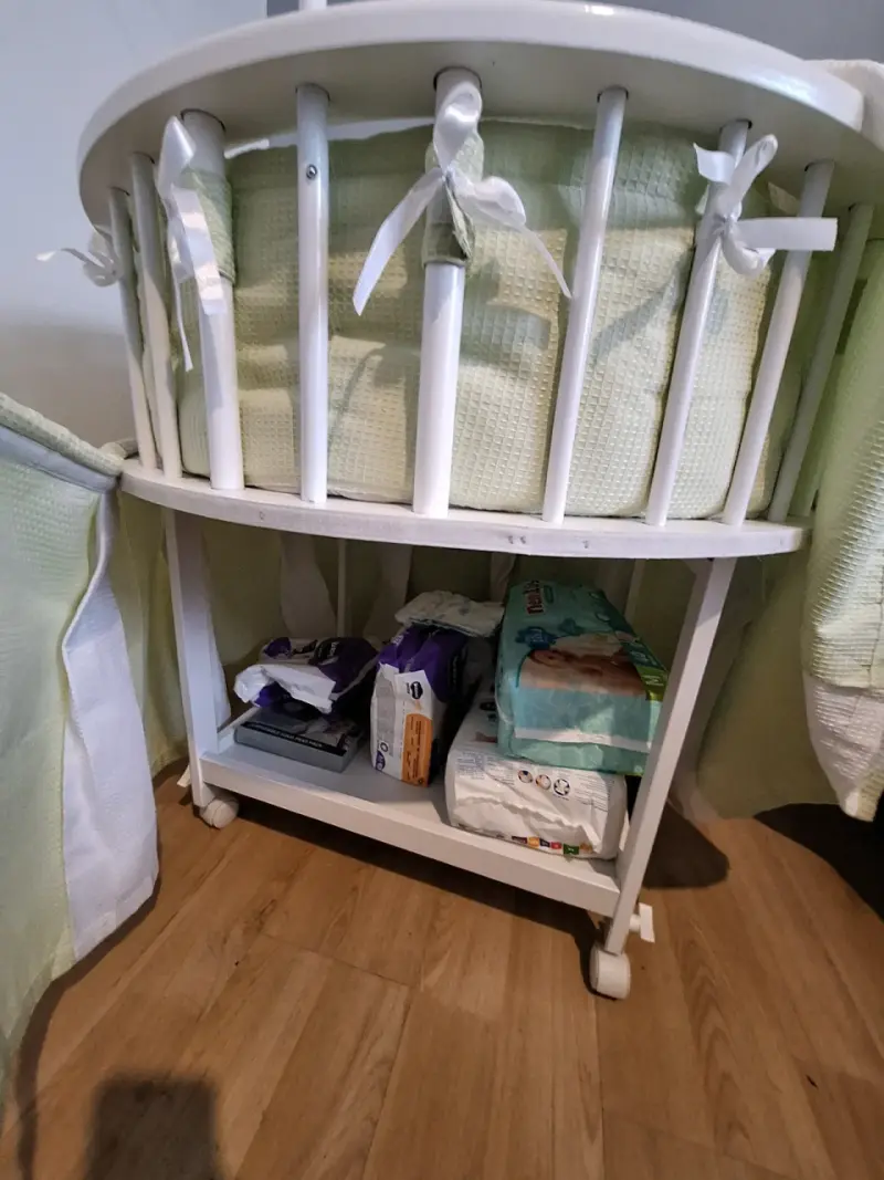 Cuna redonda con dosel primeros meses - 6