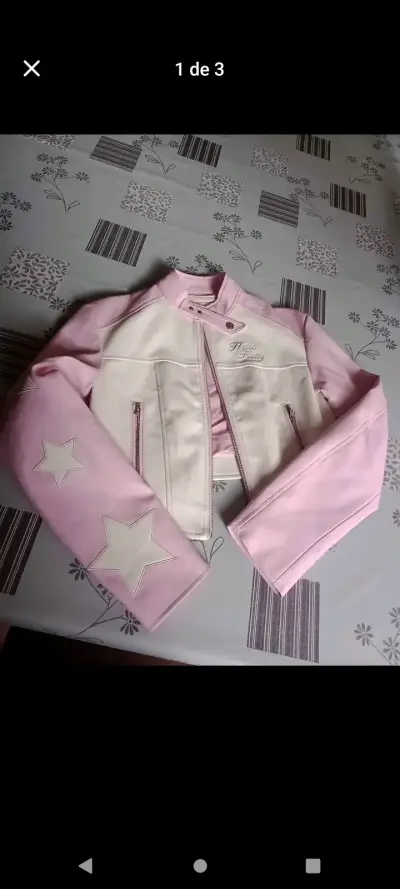 Chaqueta Hello Kitty rosa y blanca Bershka - miniatura 1