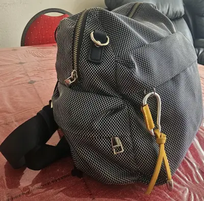 Mochila Amphora azul con diseño moderno - miniatura 3