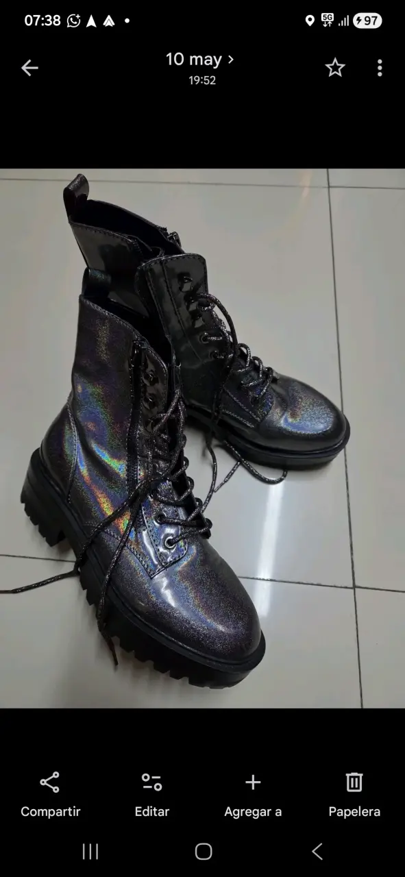Botin holográficas GUESS