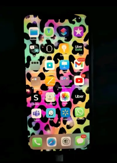 Se vende IPhone XR d - miniatura 1