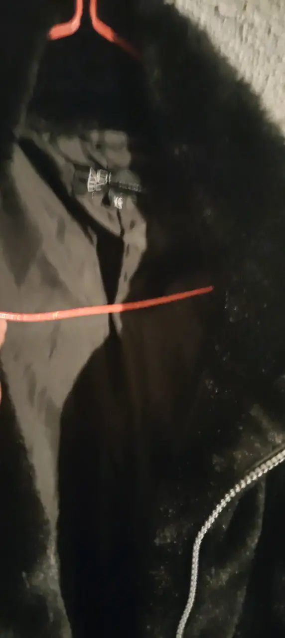 Chaqueta de piel sintética negra con cierre - 5