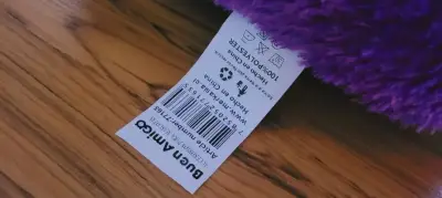 Cama para mascotas peluda morada y blanca Pequeña - miniatura 2