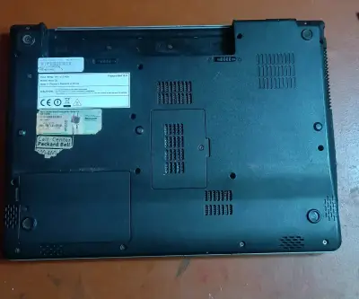 Notebook Packard Bell Para Repuesto / Sin abrir - miniatura 2