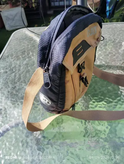 Bandolera CAT beige y azul con cierre seguro - miniatura 2