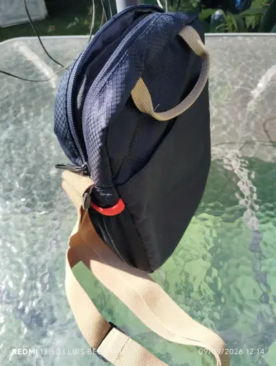 Bandolera CAT beige y azul con cierre seguro - miniatura 3