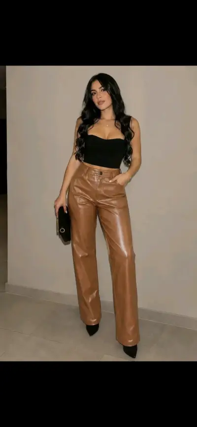 Pantalones de cuero sintético marrón para mujer - miniatura 1