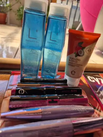 Set de productos de belleza L'Bel y Natura - miniatura 1