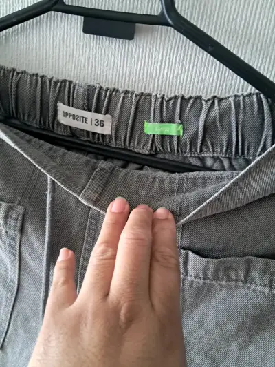 Pantalones cargo grises talla 36 - miniatura 2