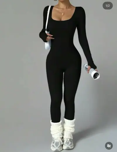 Enterito negro ajustado para mujer - miniatura 1