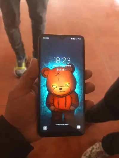 Smartphone Samsung Galaxy A12 azul en buen estado - miniatura 1