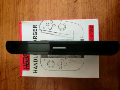 Cargador de Joycon Nintendo swttich 2 - miniatura 3
