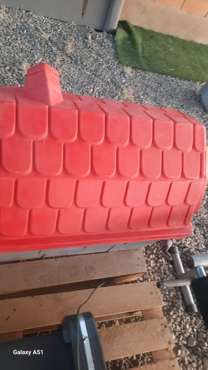 Caseta para perro Clicknew roja y gris - 6