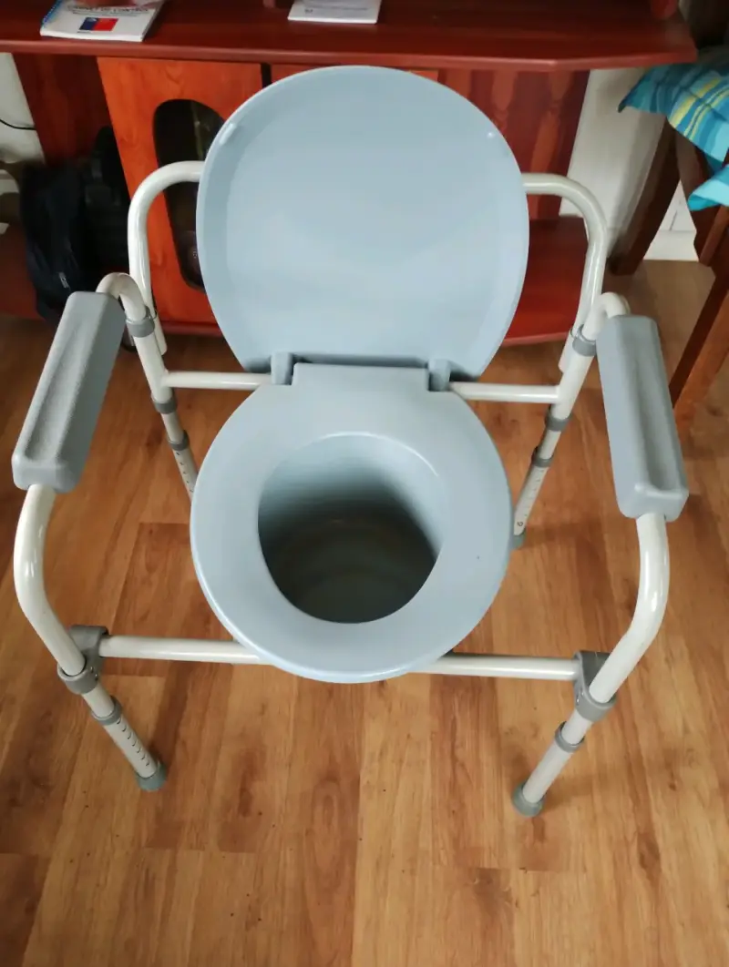 Silla de baño portátil para adultos - 3