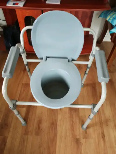 Silla de baño portátil para adultos - miniatura 3