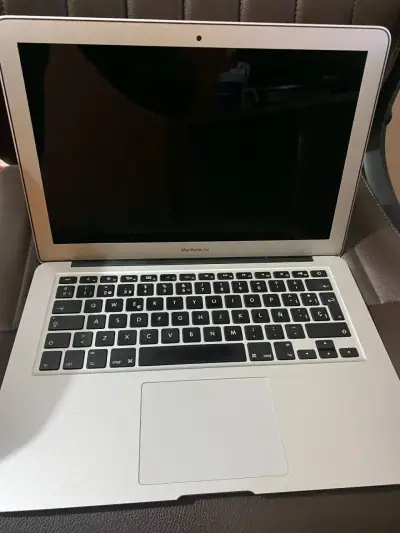 MacBook Air 2017 ideal para repuestos. - miniatura 1