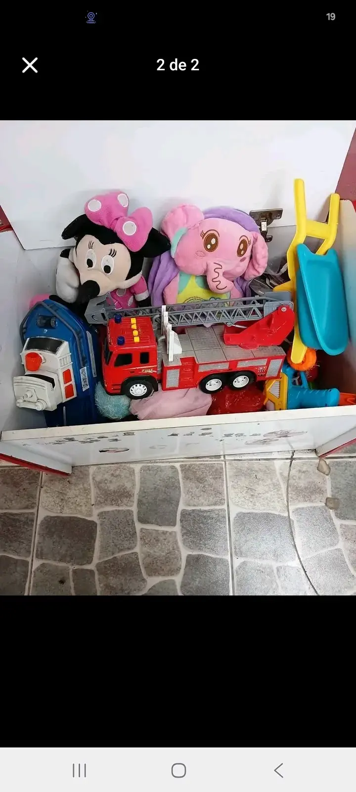 Baúl de almacenamiento infantil con juguetes - 2
