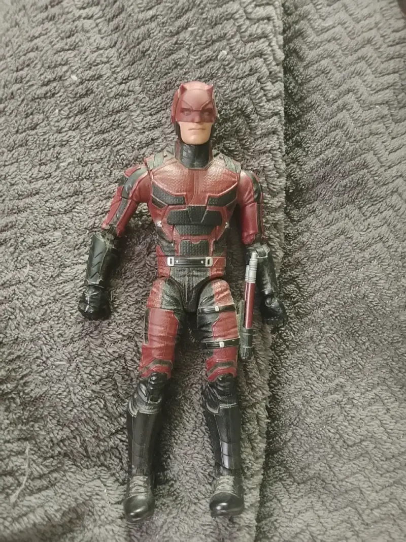 Figura de acción Daredevil Marvel Legends - 2
