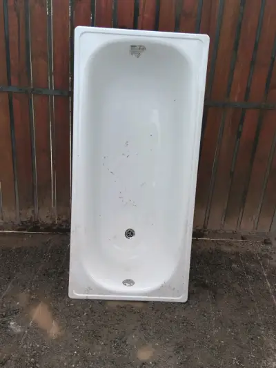 Tina de baño blanca en buen estado - miniatura 2