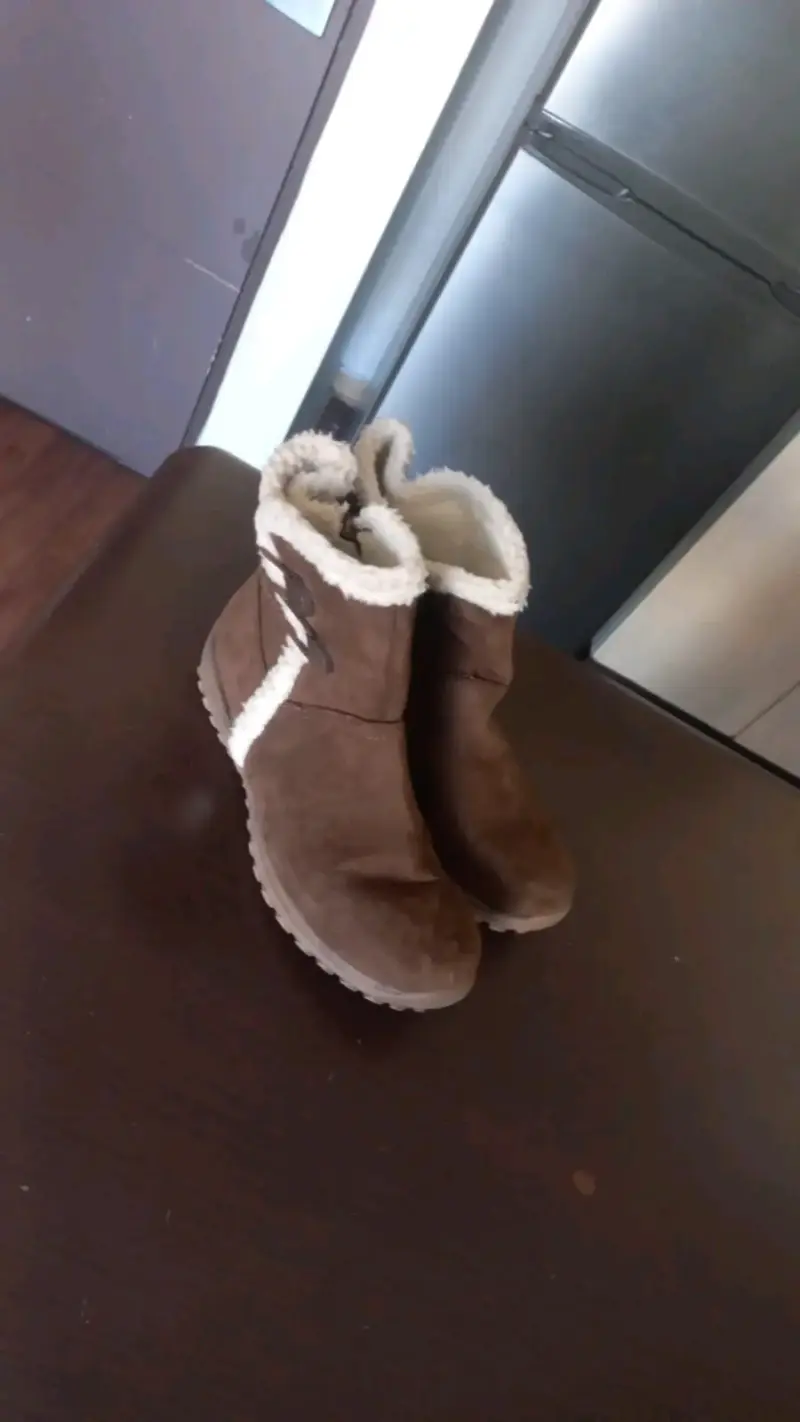 Botas de invierno marrones con forro de lana
