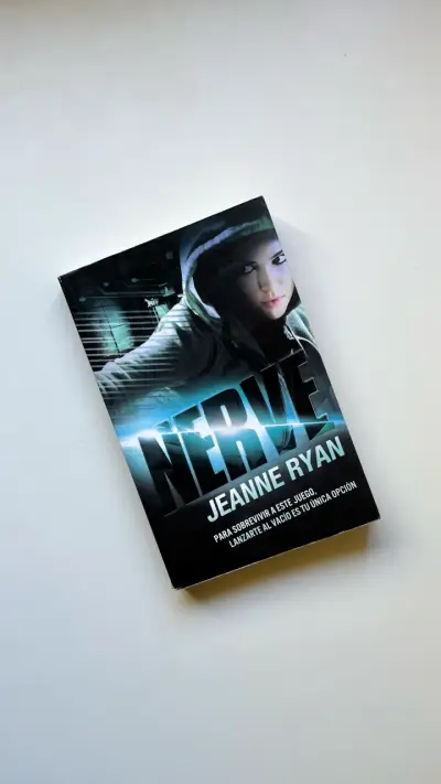 Libro 'Nerve' de Jeanne Ryan en buen estado - miniatura 1