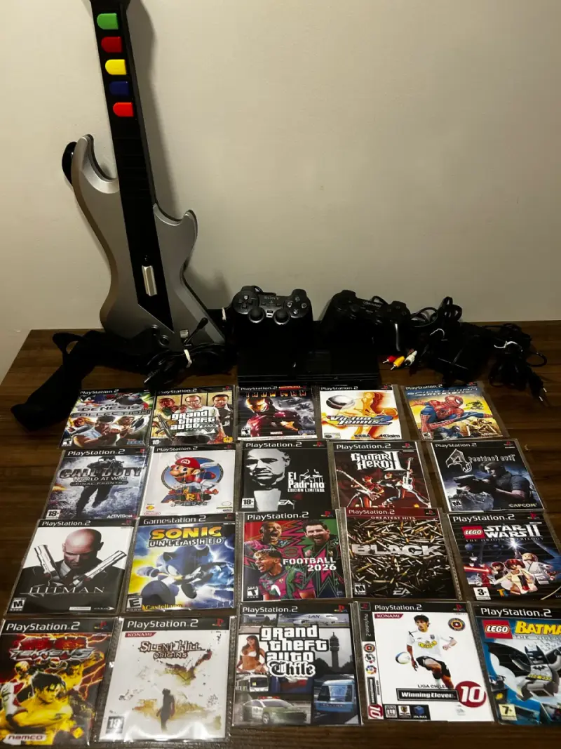 Consola Play2+Memory+2 Controles+20 juegos+Guitarr - 1