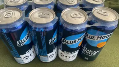 Pack de 12 cervezas Blue Moon Belgian White - miniatura 1