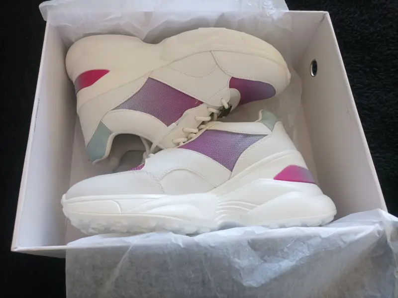 Zapatillas deportivas Karl Lagerfeld blancas y moradas - 3