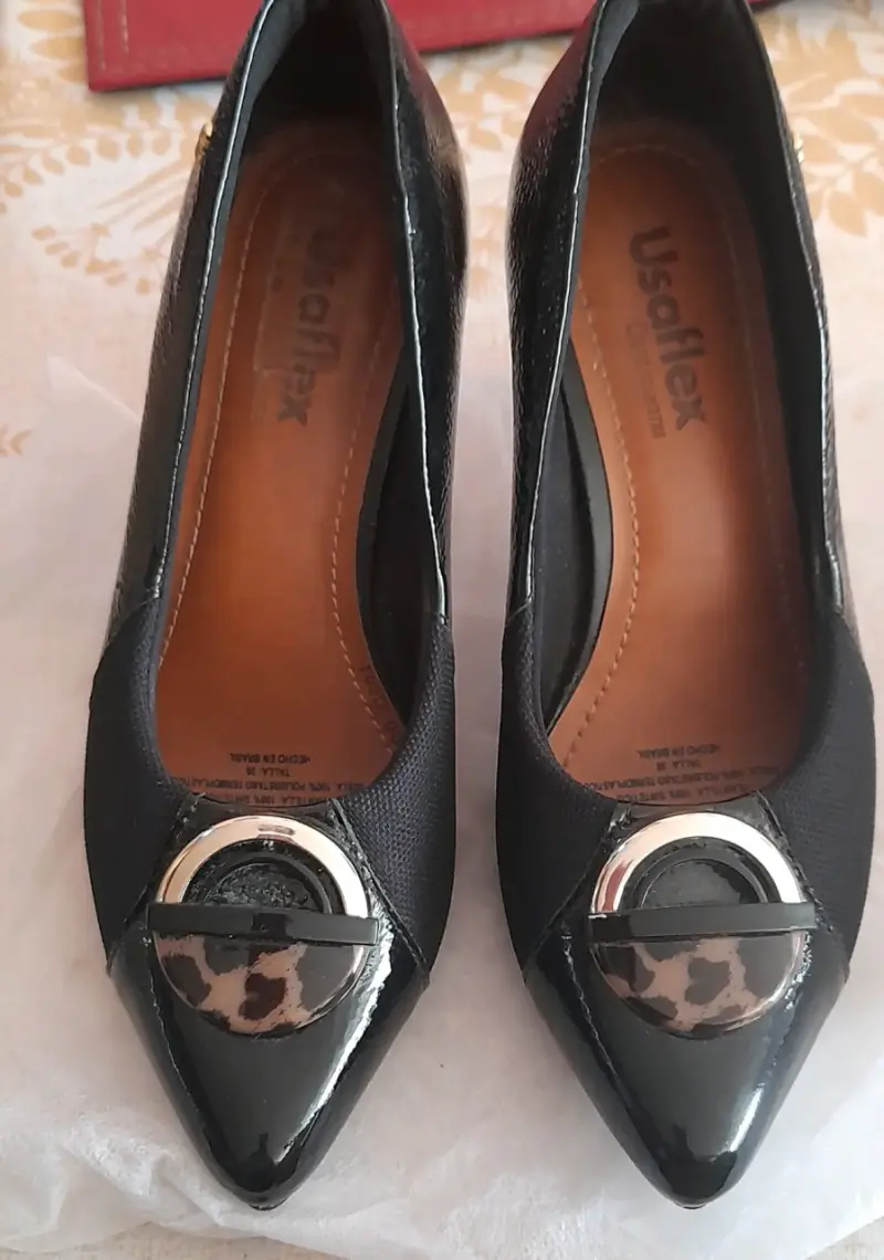 Zapatos de tacón negros Usaflex con detalle animal print - 1