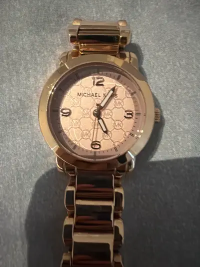 Reloj Michael Kors dorado para mujer - miniatura 1