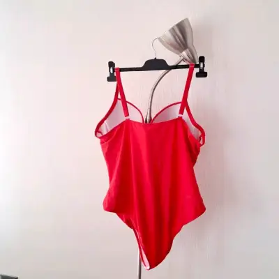 Traje de baño rojo para mujer - miniatura 2