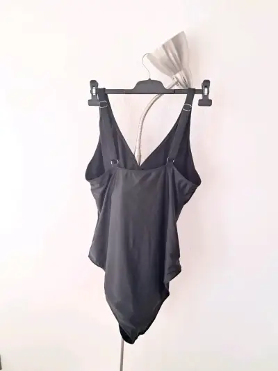 Traje de baño negro - miniatura 2