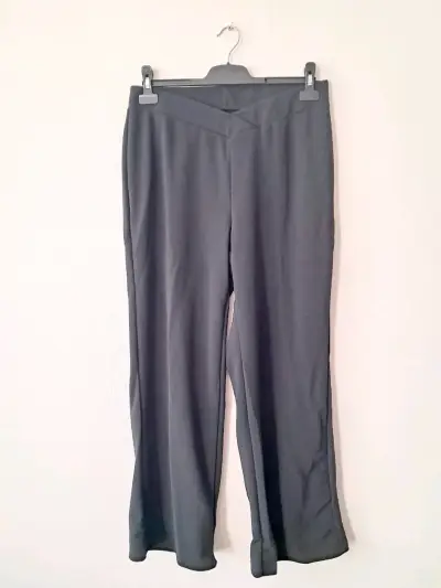 Pantalones de vestir negros para mujer - miniatura 1