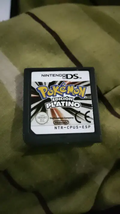 Cartucho Pokémon Edición Platino para Nintendo DS - miniatura 1