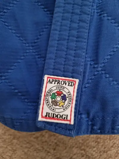 Judogi mizuno japones Azul 1.90 - miniatura 4