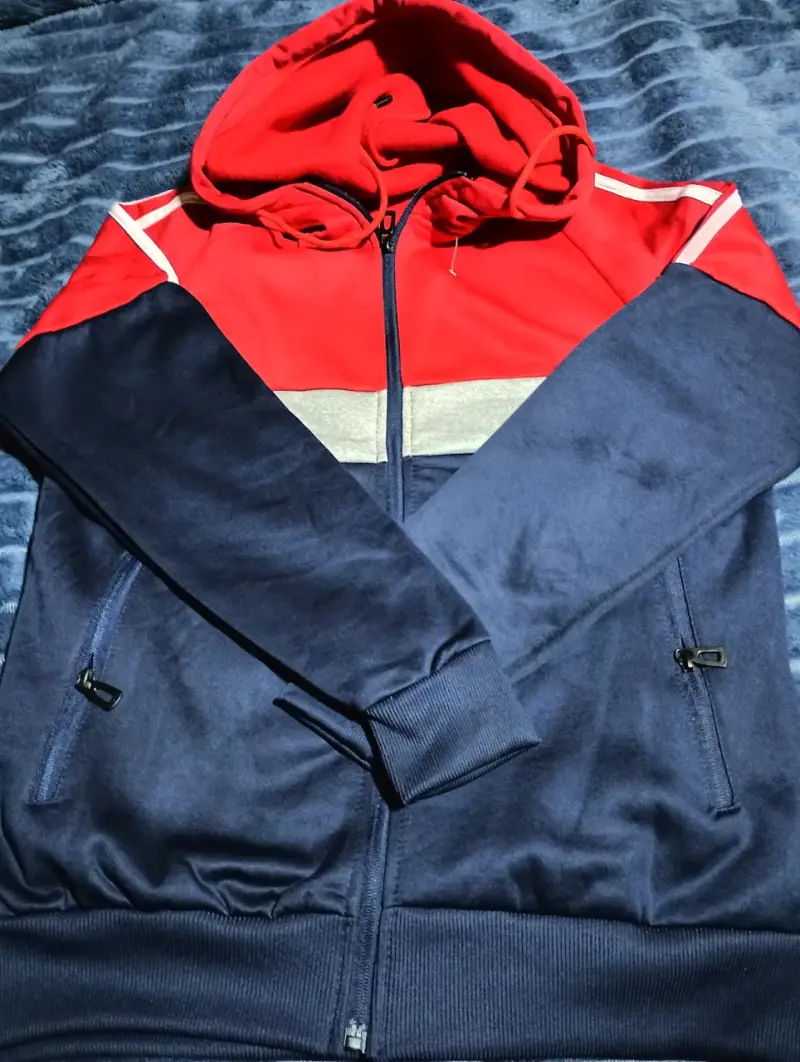 Polerón con capucha Nike negro y rojo - 2